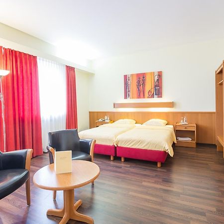 Logis Hotel Acacia Esch-sur-Alzette Exteriör bild