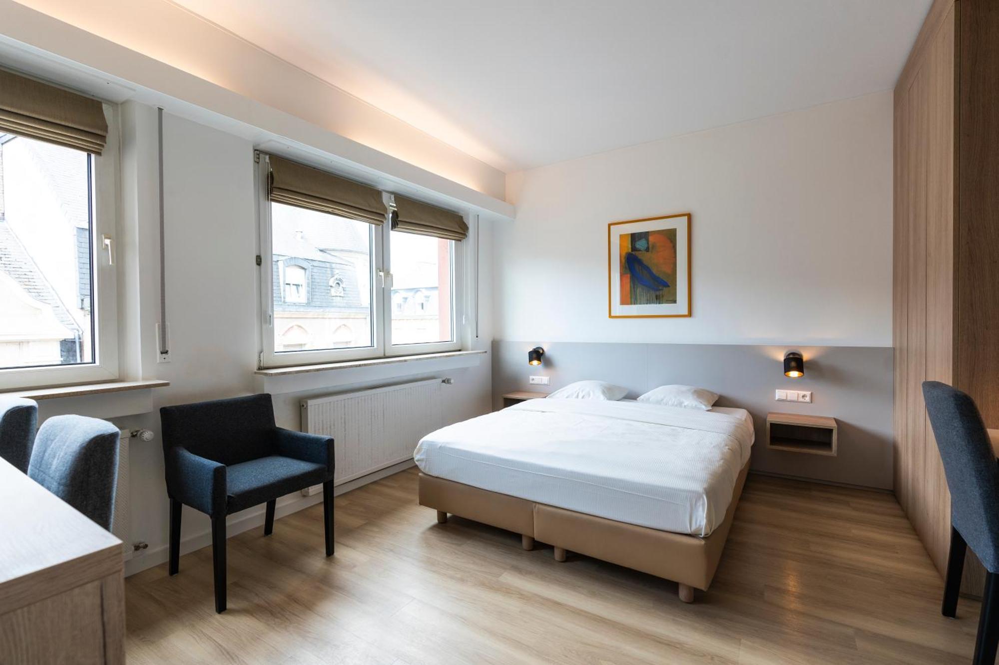 Logis Hotel Acacia Esch-sur-Alzette Exteriör bild