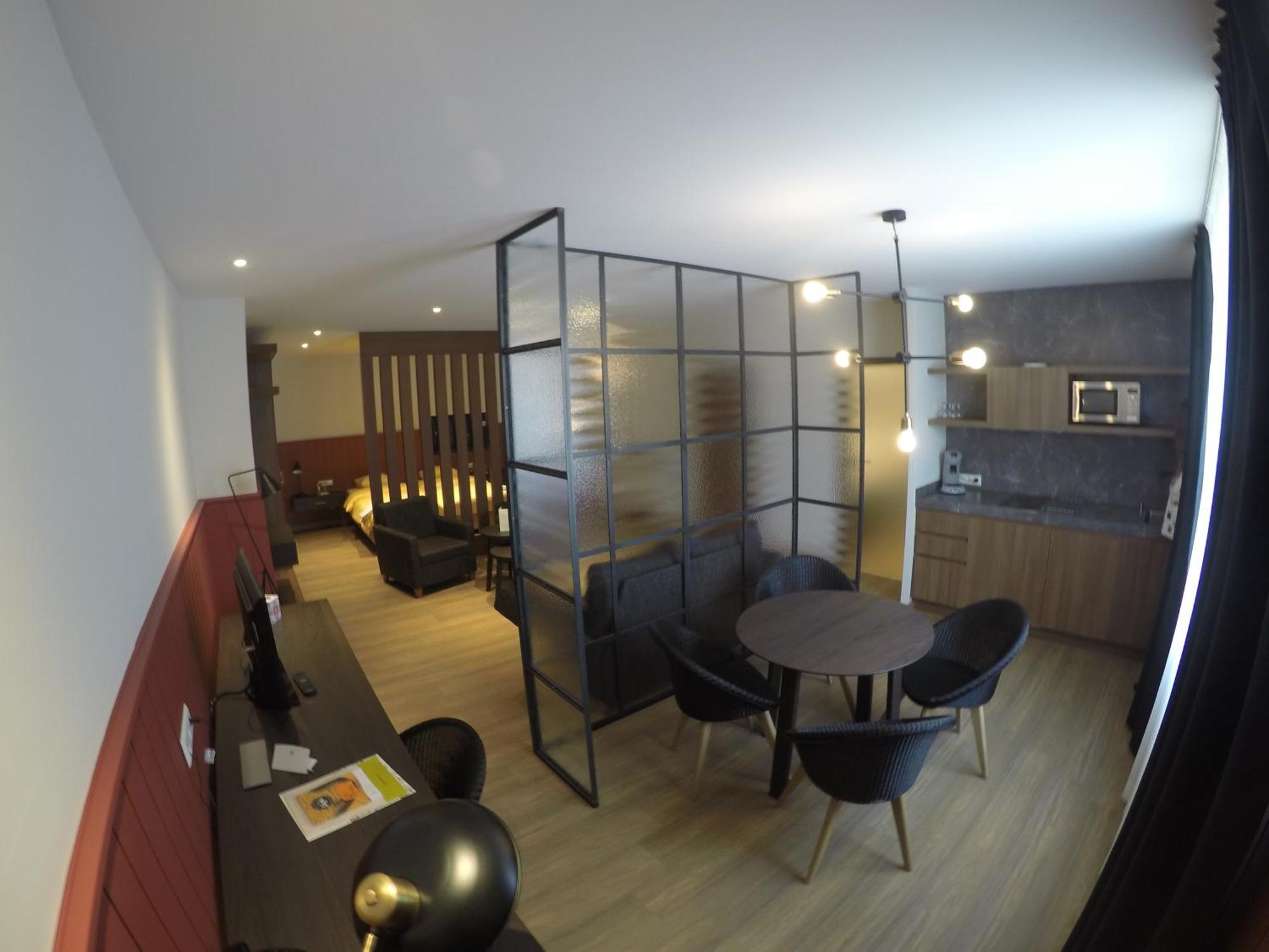 Logis Hotel Acacia Esch-sur-Alzette Exteriör bild